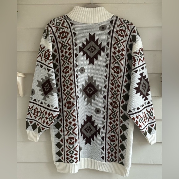 Vintage Aztec Mock Neck Sweater (see measurements) Made in USA - Picture 10 of 11